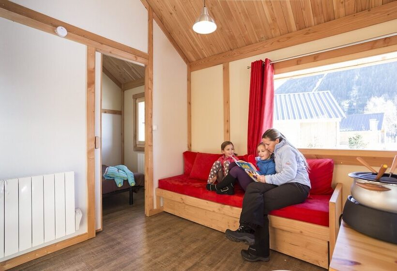 בית מלון כפרי Huttopia Bourg St Maurice