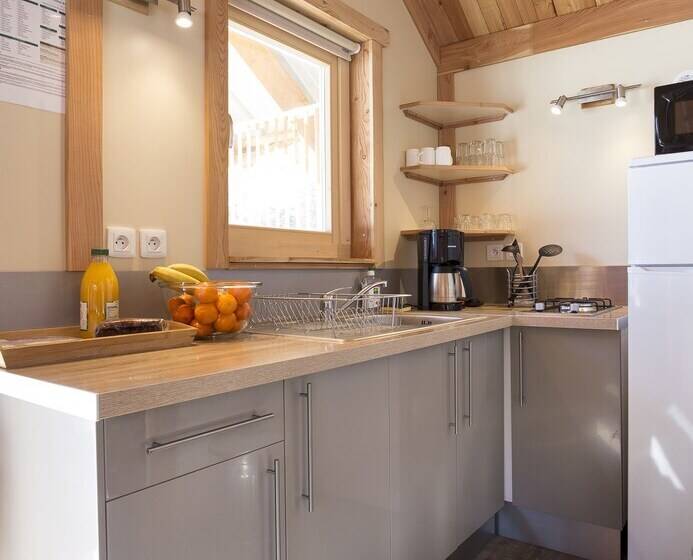 בית מלון כפרי Huttopia Bourg St Maurice