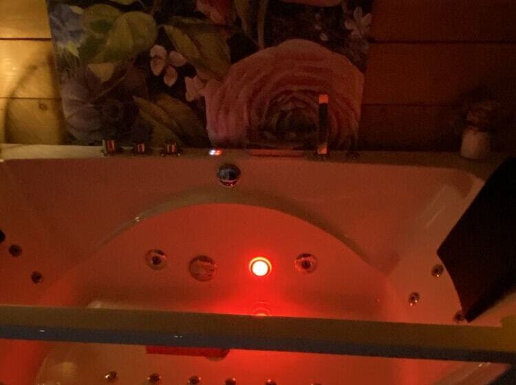 호텔 La Cabane Des Amoureux