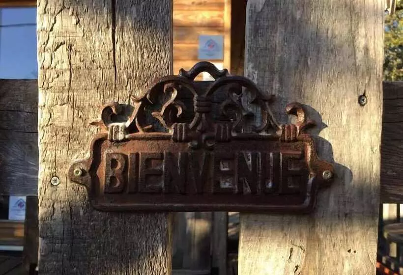 Hotelli La Cabane Des Amoureux
