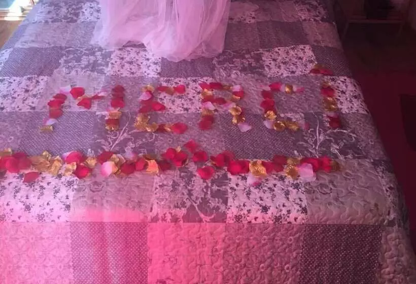 Hotelli La Cabane Des Amoureux