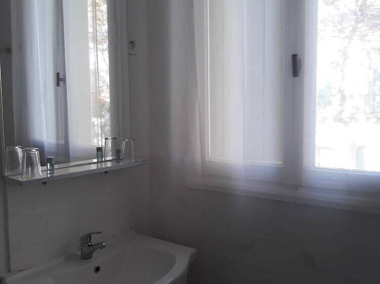 בית מלון כפרי Restaurant Le Goût Des Hôtes