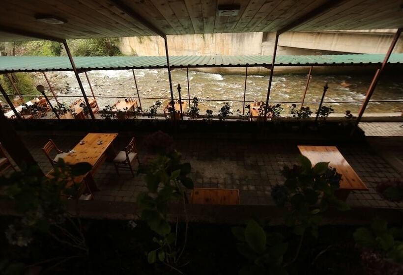 هتل Sumela Holiday