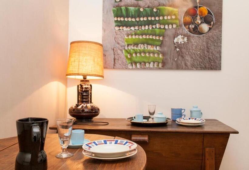 פנסיון 46fm : Montauban Guest House