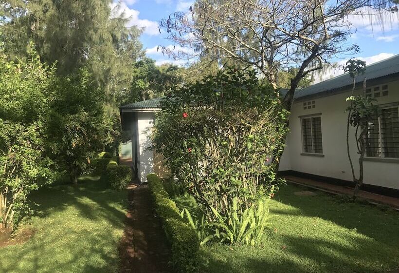 پانسیون Kilisnow Lodge