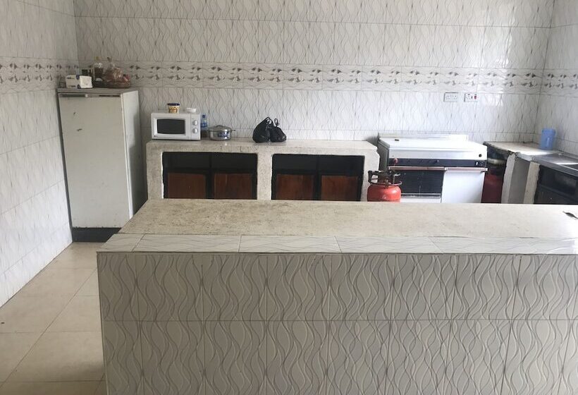 پانسیون Kilisnow Lodge