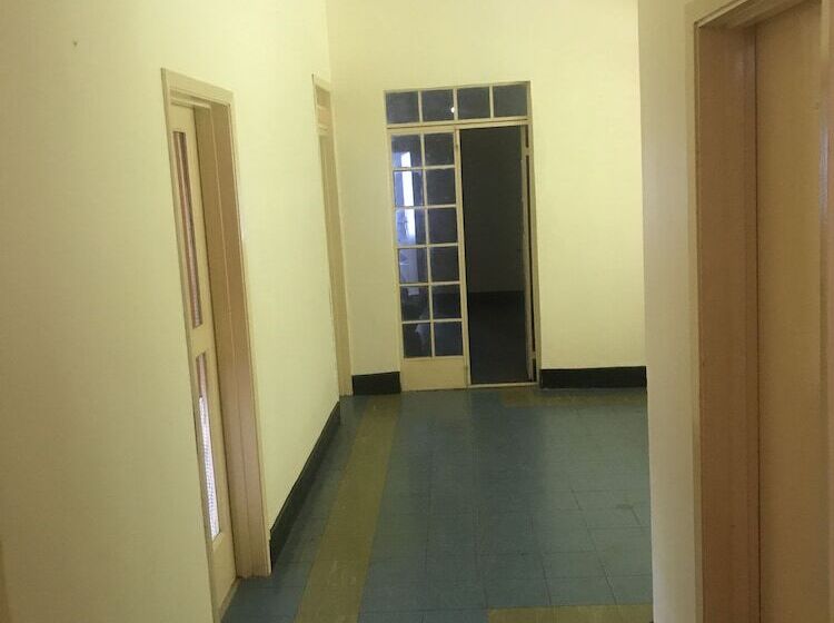 پانسیون Kilisnow Lodge