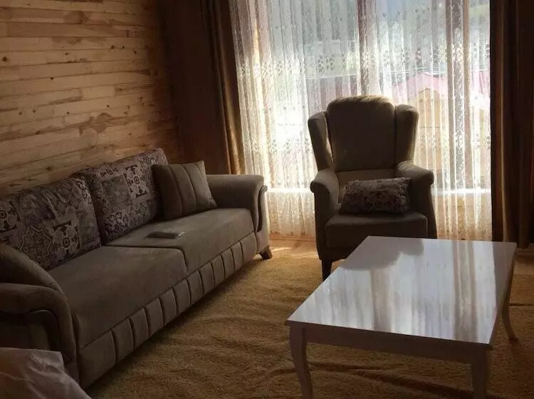 Pervanoglu Dinlenme Tesisi Motel