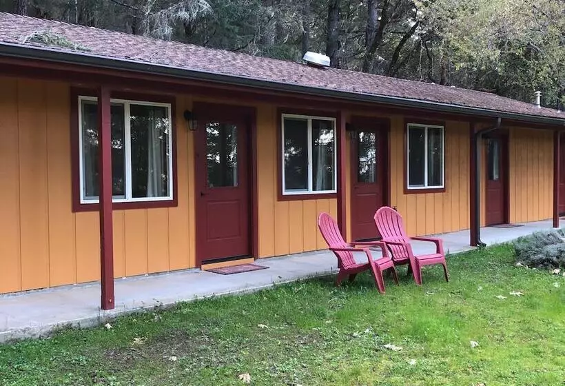 Lomakeskus Heartwood Mountain Sanctuary