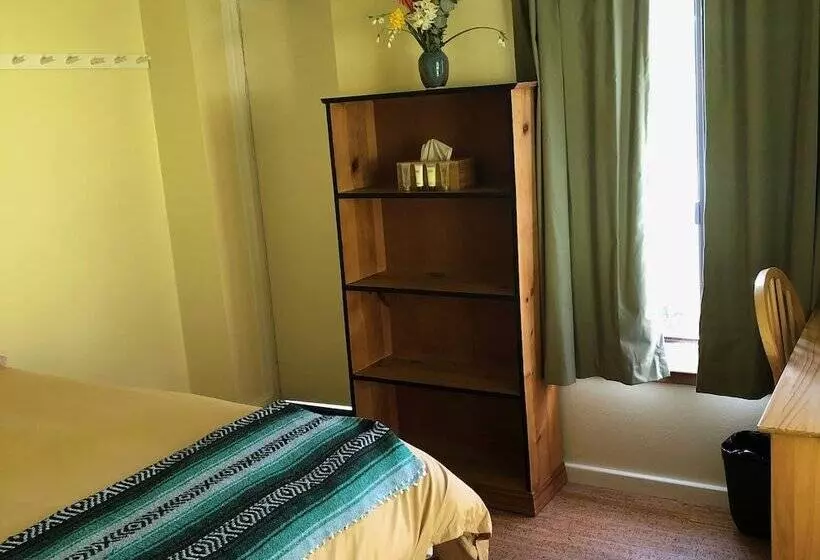 Lomakeskus Heartwood Mountain Sanctuary