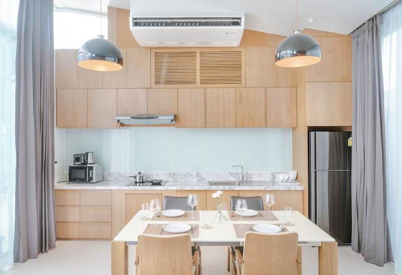 Tarton Bou Pool Villa