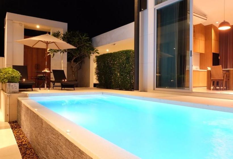 Tarton Bou Pool Villa