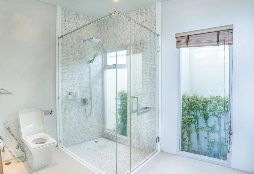 Tarton Bou Pool Villa