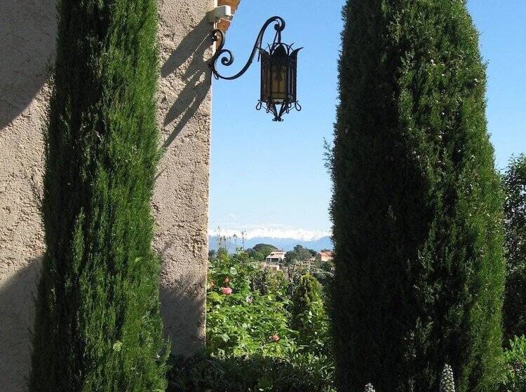 مبيت وإفطار Mas Samarcande