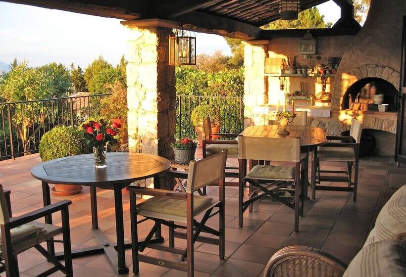 مبيت وإفطار Mas Samarcande