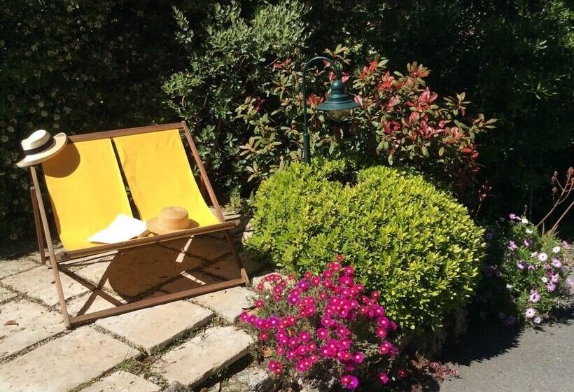 مبيت وإفطار Mas Samarcande