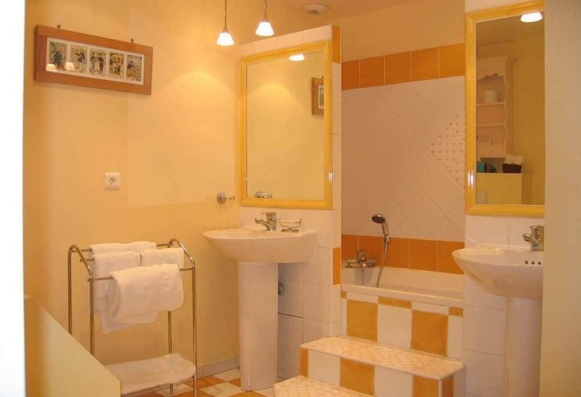 مبيت وإفطار Mas Samarcande