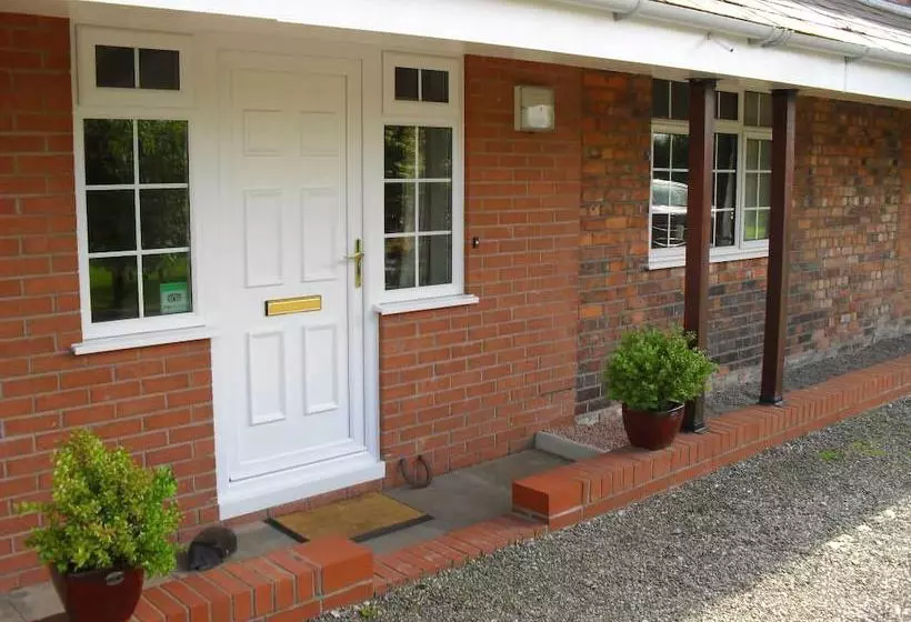 Fernlea Cottage B&b
