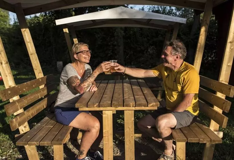 ホテル Camping Les Pêcheurs