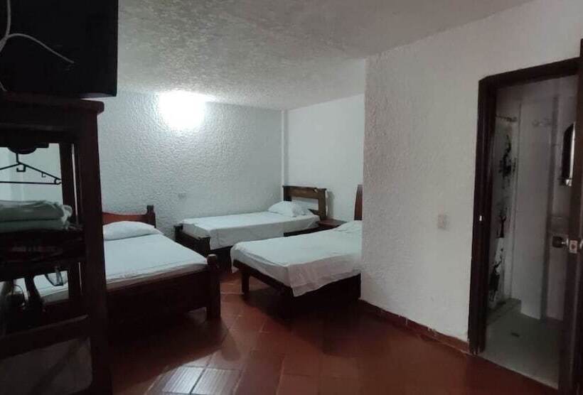 فندق El Porton De San Gil