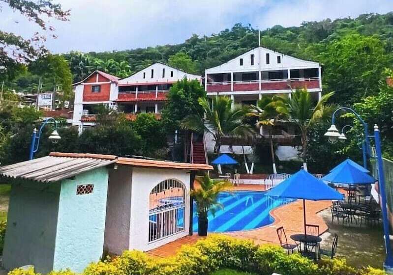 فندق El Porton De San Gil