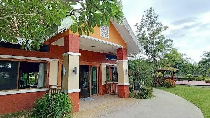 Hotelli Greta Resort And Sport Club