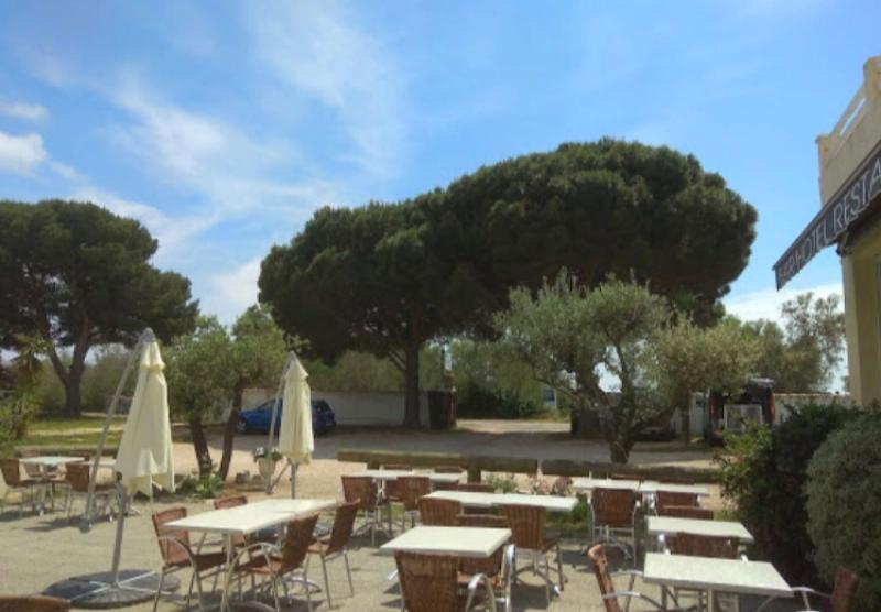 ホテル Hôtel Restaurant La Plage