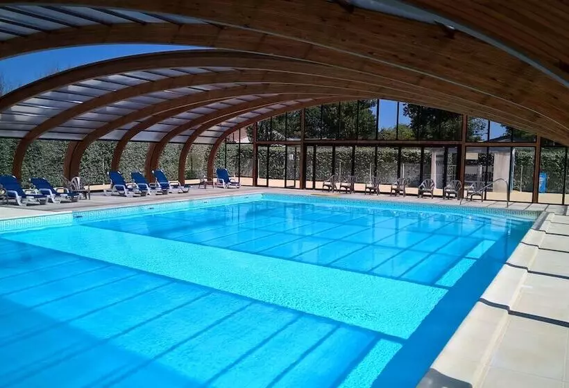 Hotelli Ulvf Les Beaupins