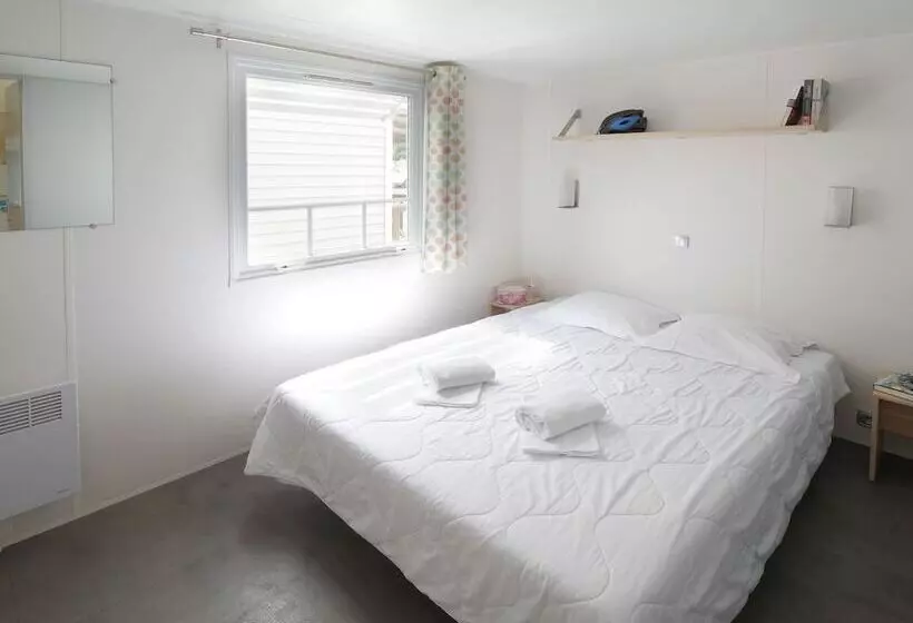 Hotelli Ulvf Les Beaupins