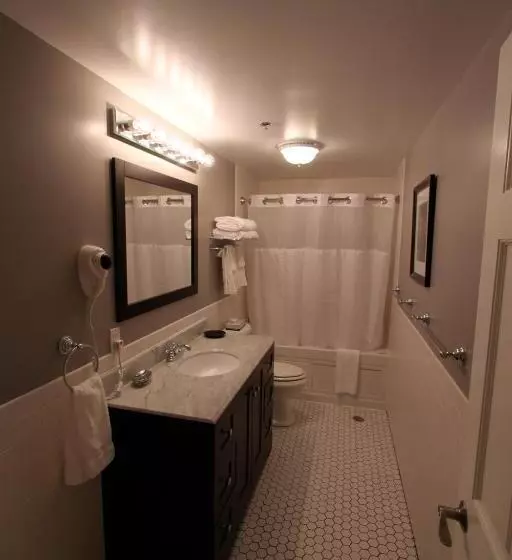 Hotelli Lodging At The Gaffer Inn