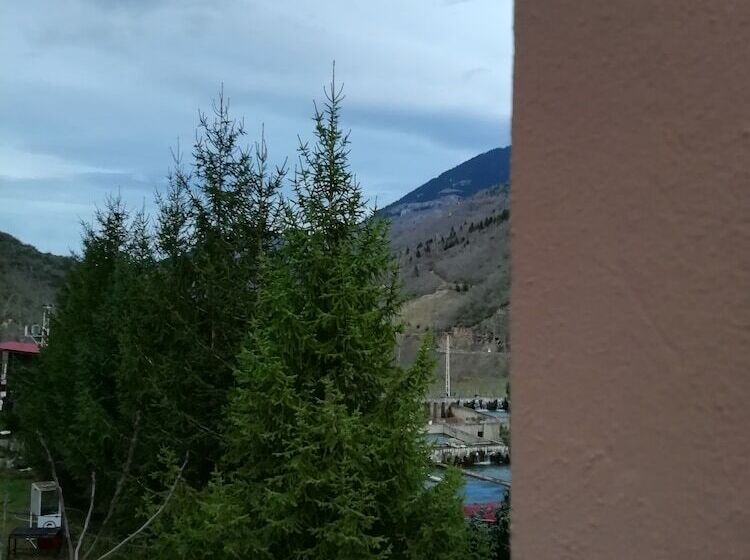 בית מלון כפרי Seremet Dinlenme Tesisi