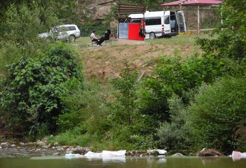 בית מלון כפרי Seremet Dinlenme Tesisi