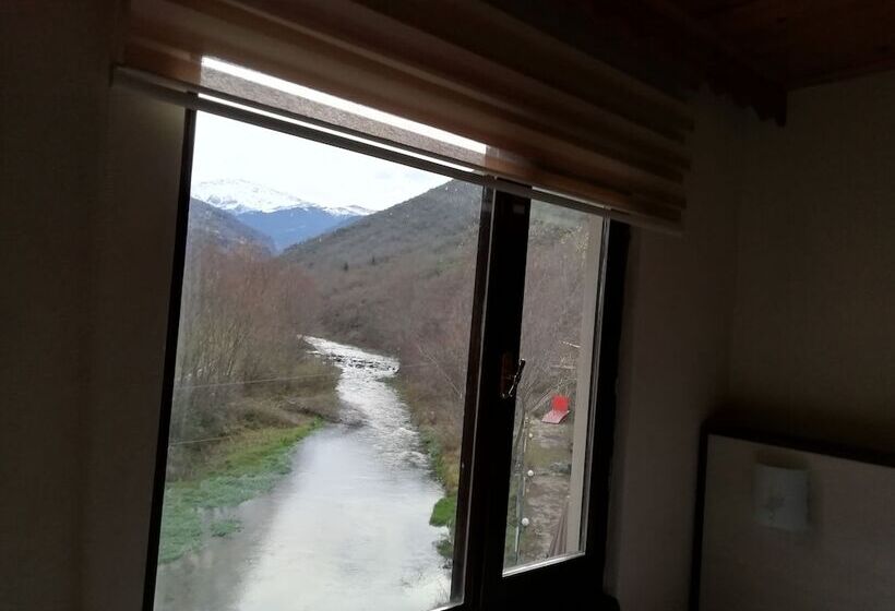 בית מלון כפרי Seremet Dinlenme Tesisi