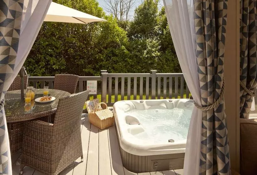 Hotelli St Helens Coastal Resort