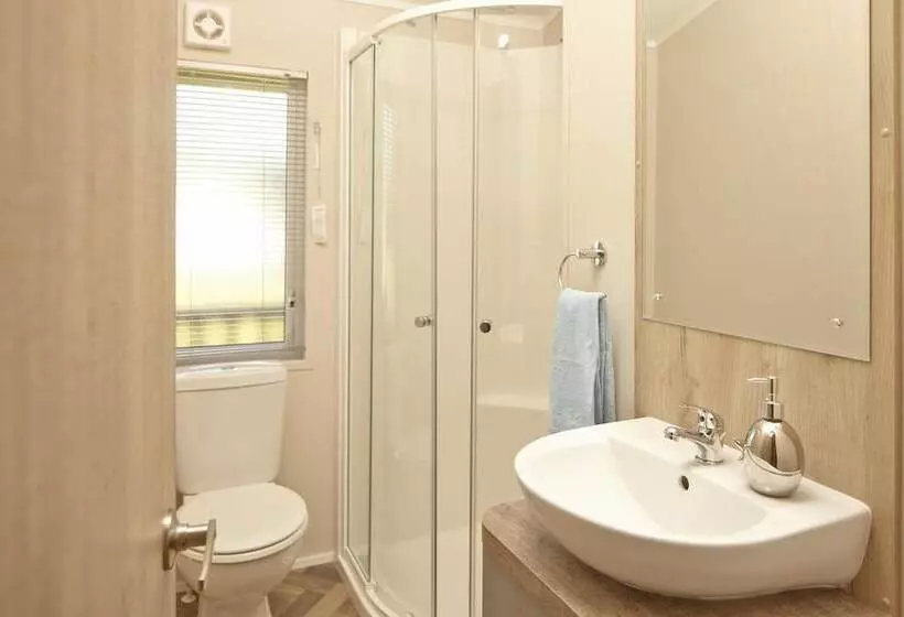 Hotelli St Helens Coastal Resort