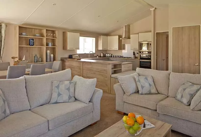 Hotelli St Helens Coastal Resort