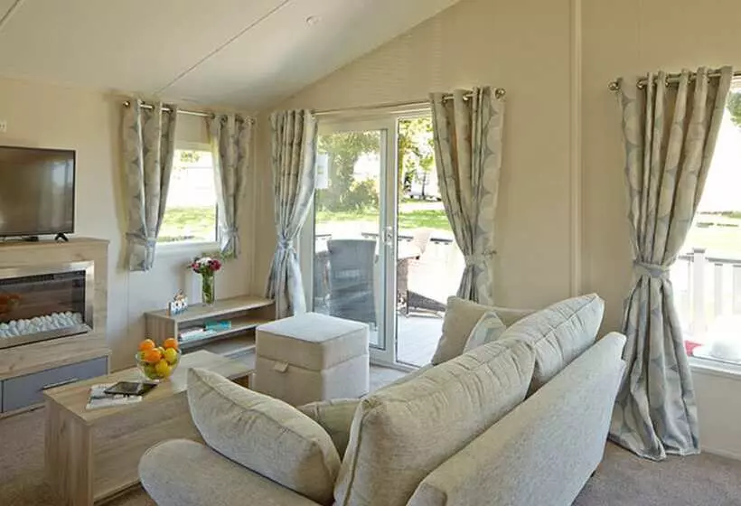 Hotelli St Helens Coastal Resort