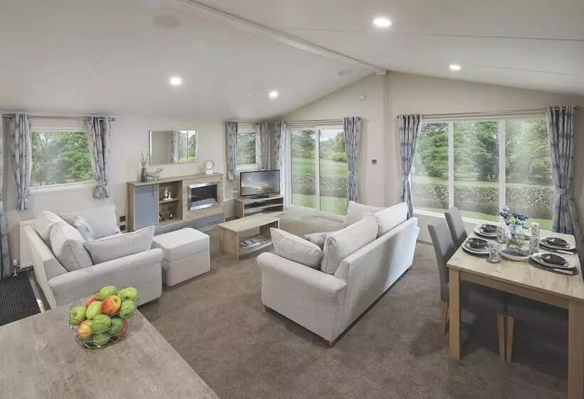 Hotelli St Helens Coastal Resort