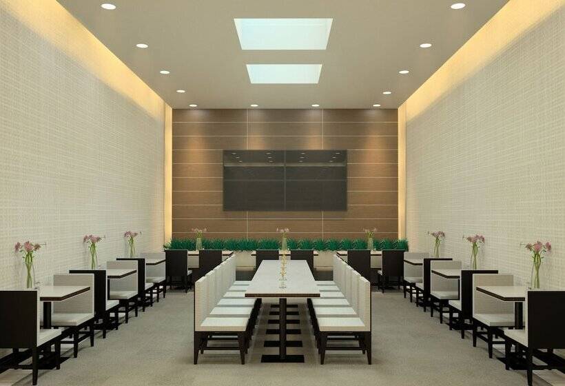 Hotel Wingate By Wyndham Long Island City