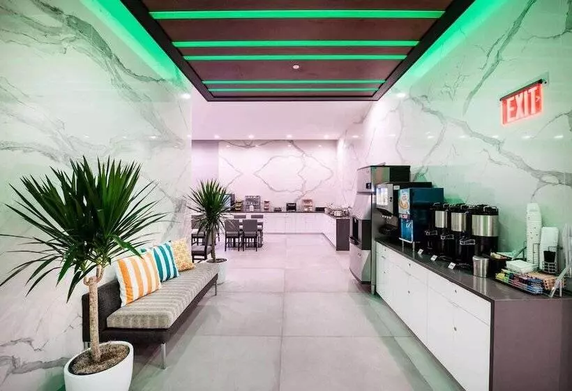 Hotelli Wingate By Wyndham Long Island City