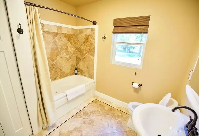 Mandala Springs Wellness Retreat Center