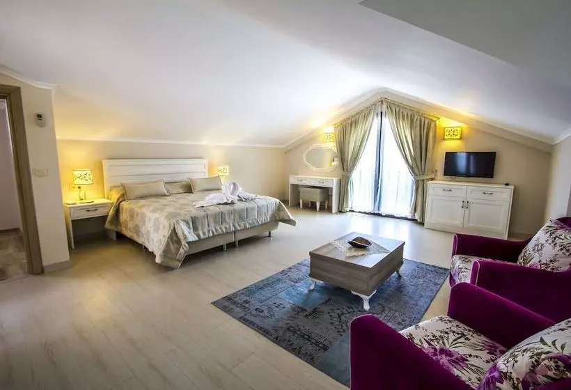 Villa South By Tatilpremium