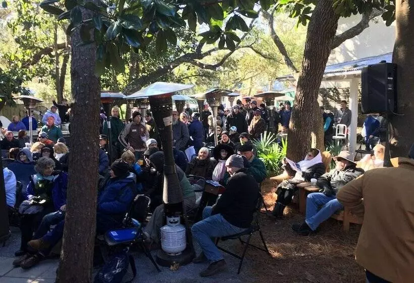 Aamiaismajoitus (B&B) Hibiscus Coffee & Guesthouse