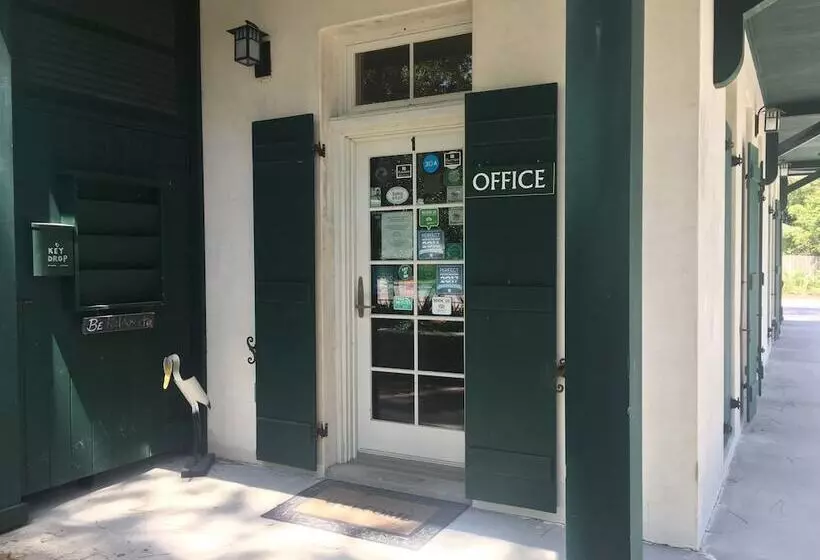 Aamiaismajoitus (B&B) Hibiscus Coffee & Guesthouse