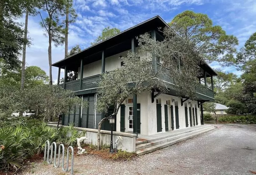 Aamiaismajoitus (B&B) Hibiscus Coffee & Guesthouse