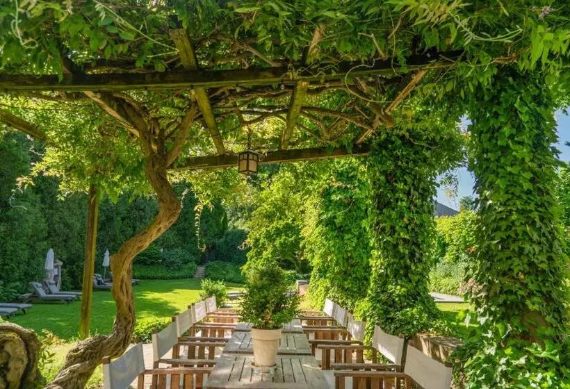 Aamiaismajoitus (B&B) The Baker House 1650