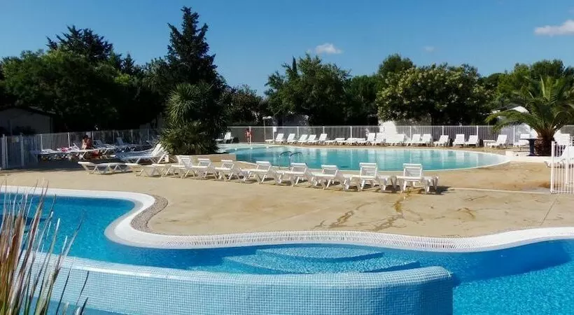 ホテル Camping Les Amandiers