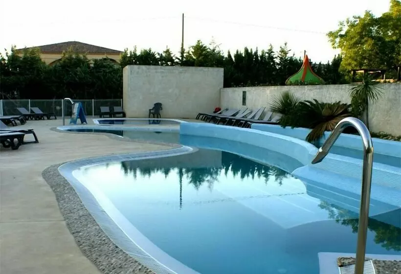 ホテル Camping Les Amandiers