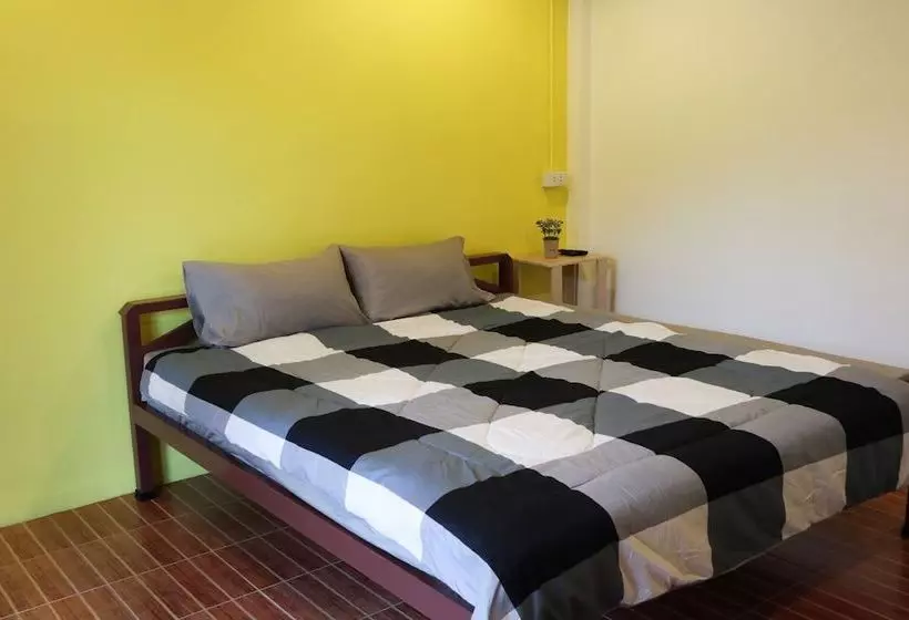 ホテル Pee Mamia Cottage