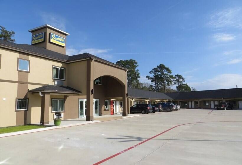 Отель Scottish Inn & Suites